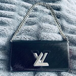 Sold! Louis Vuitton Twist wallet on chain crossbody bag black